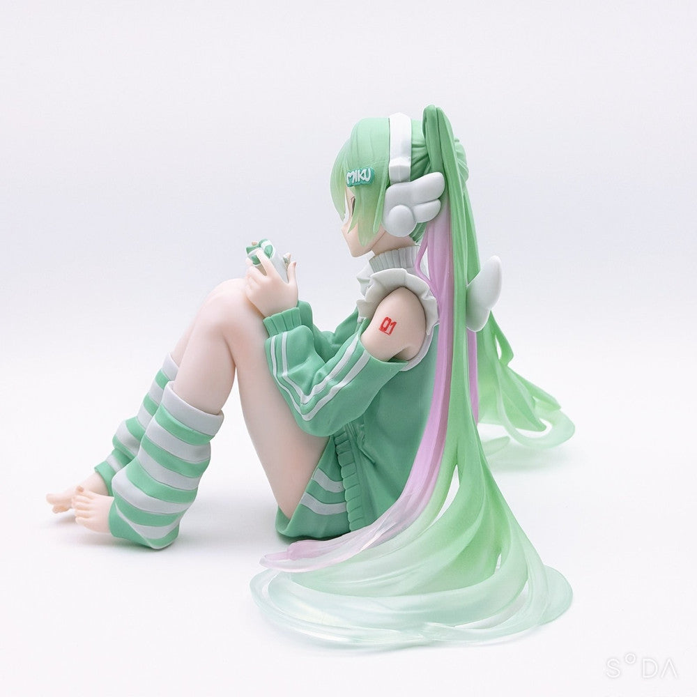 Hatsune Miku & Sugar Figure Set of 3 - Holiday Memories and BiCute rurudo Designs - image 3