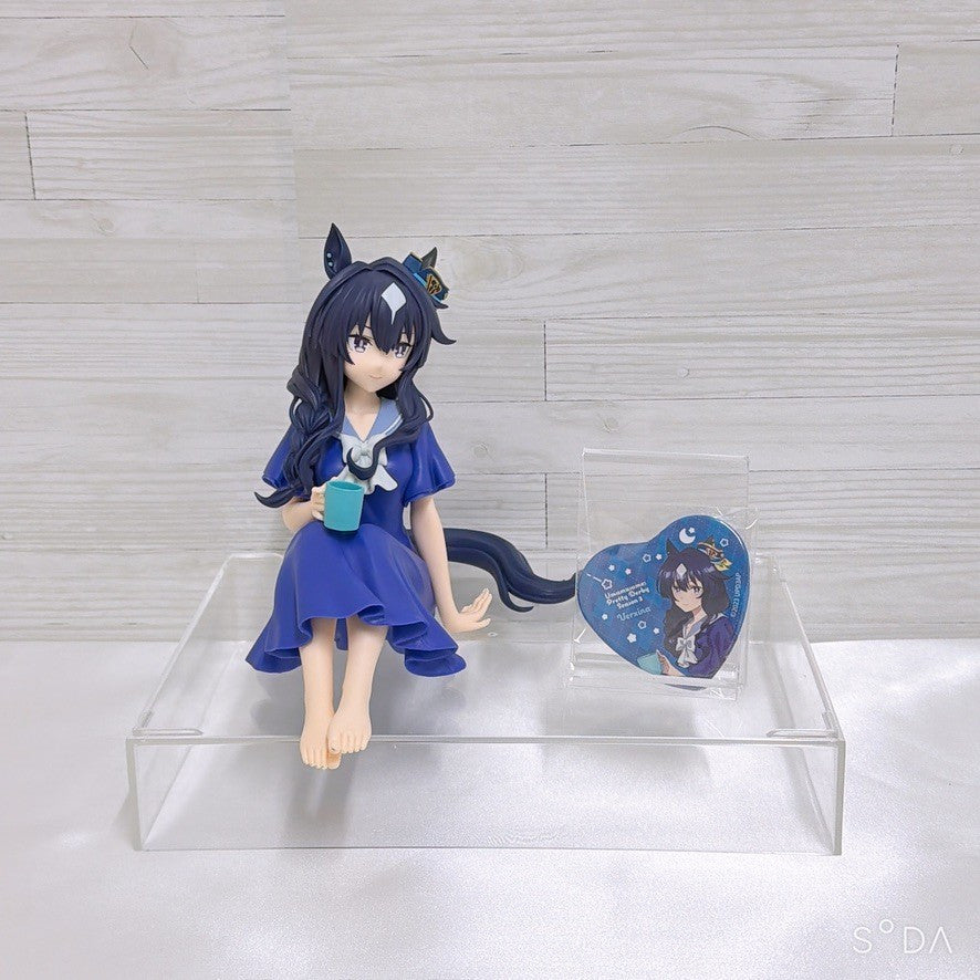 Verxina Relax Time Prize Figure & Heart-Shaped Badge Set - Umamusume Pretty Derby