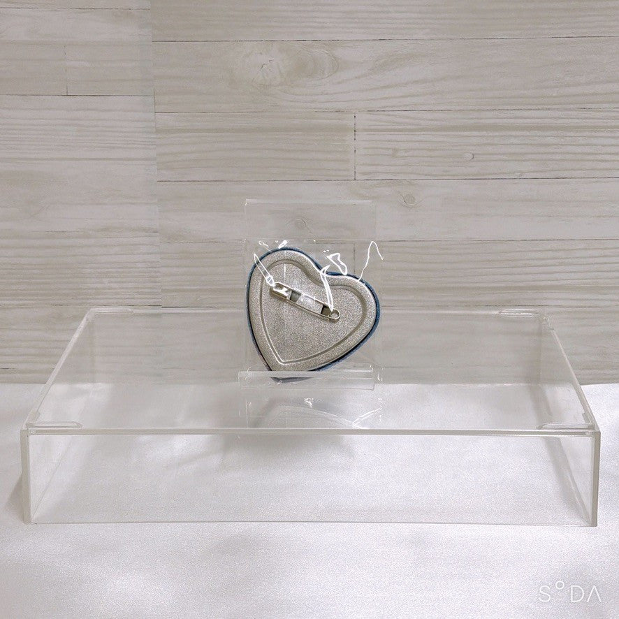 Verxina Relax Time Prize Figure & Heart-Shaped Badge Set - Umamusume Pretty Derby - image 9