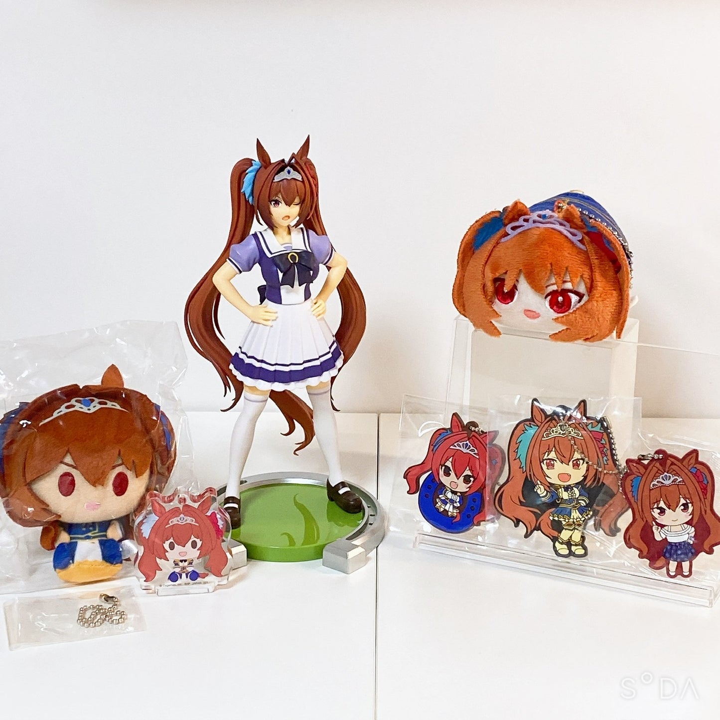Daiwa Scarlet 7-Item Collector Set - Umamusume Pretty Derby (Figure, Plush, Straps & More)