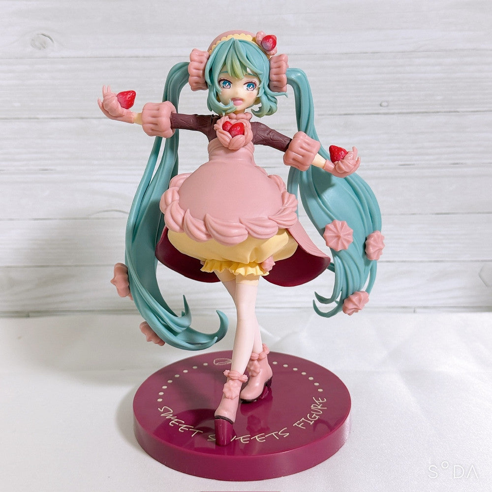 Hatsune Miku 4 Figure Set - Luminasta, Sweet Sweets, Noodle Stopper (SEGA / Furyu)