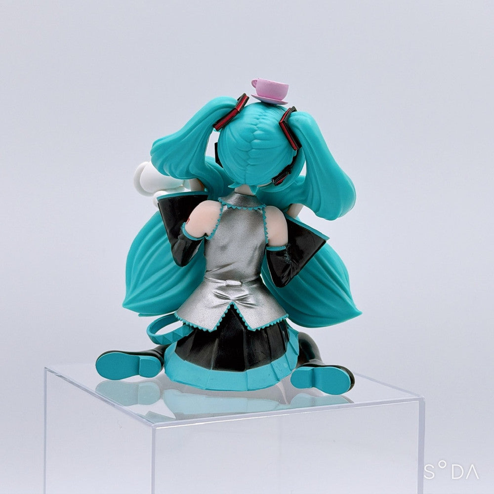 Snow Miku x Kuromi and Hatsune Miku x Cinnamoroll Figure Set - 2 Figures - image 9